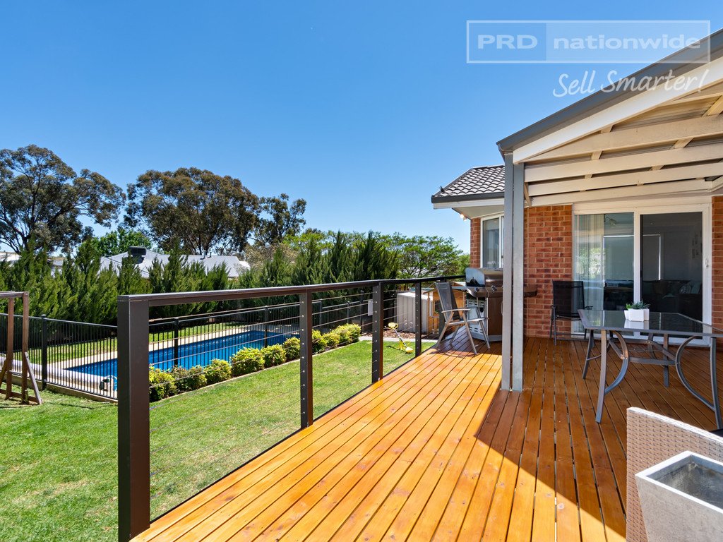 8 Hudson Drive LLOYD 11