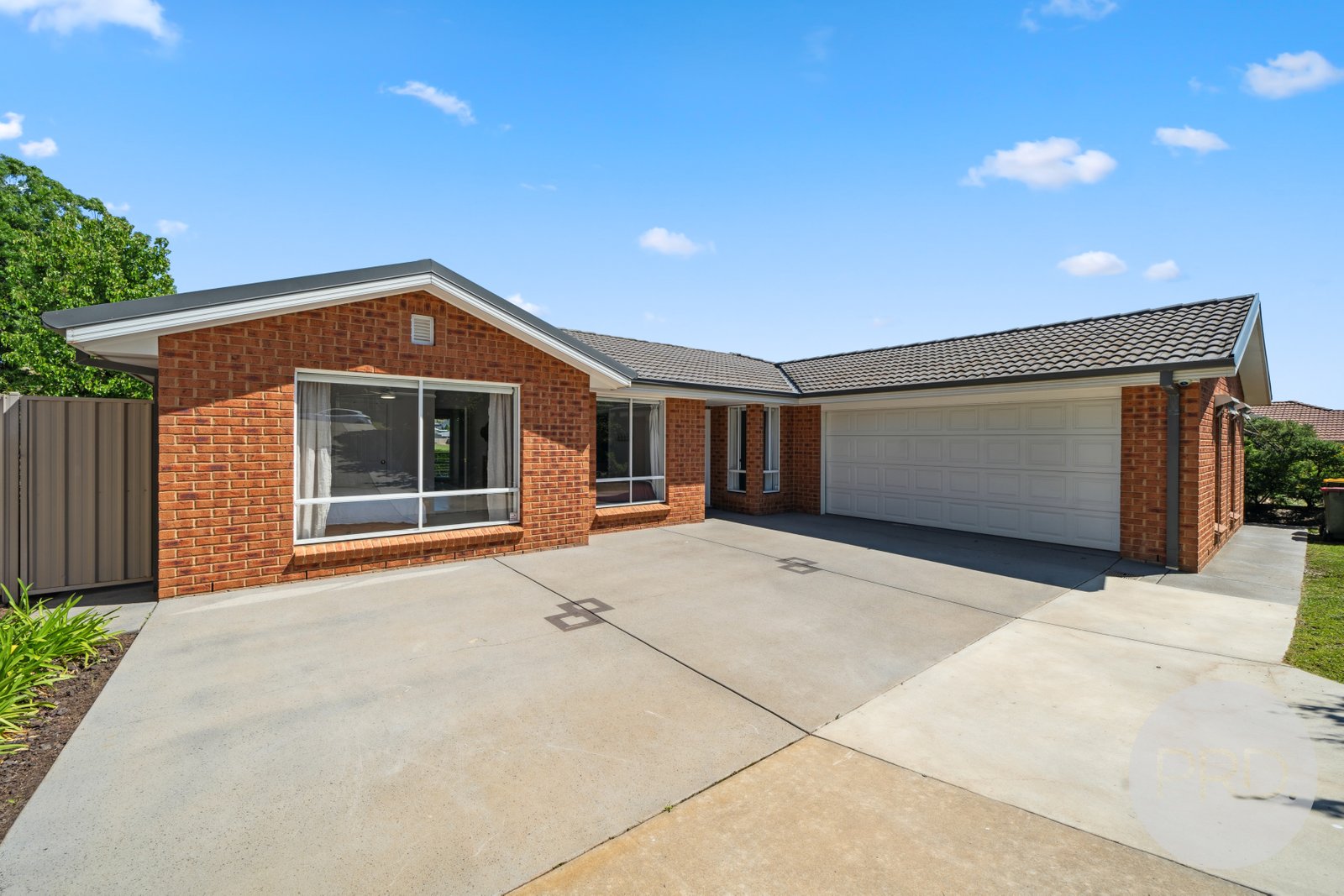 8 Hudson Drive LLOYD 2