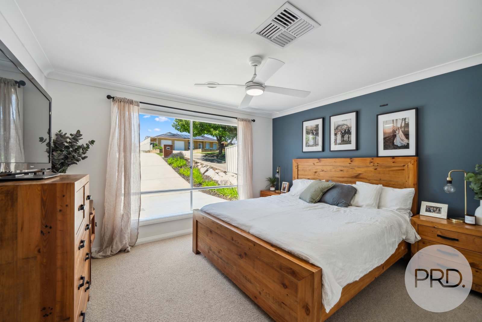 8 Hudson Drive LLOYD 9