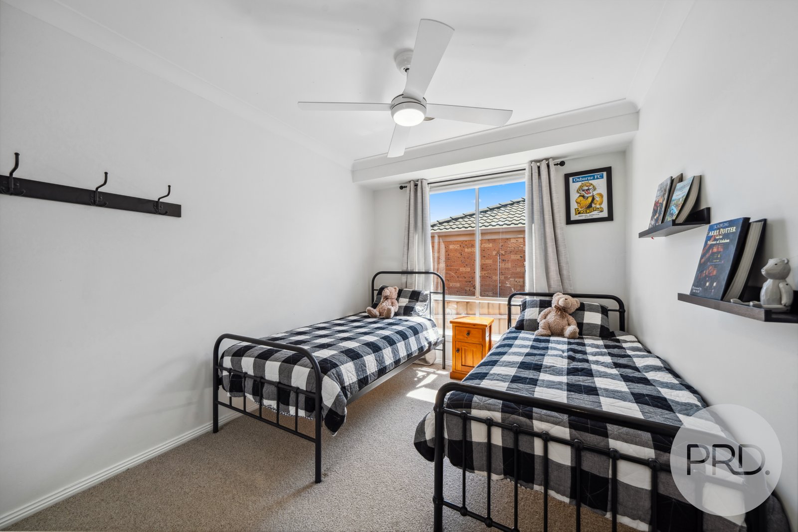 8 Hudson Drive LLOYD 12