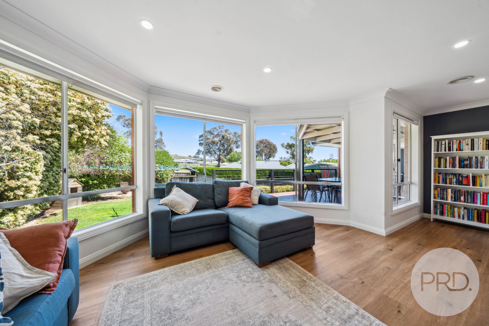 8 Hudson Drive LLOYD 17