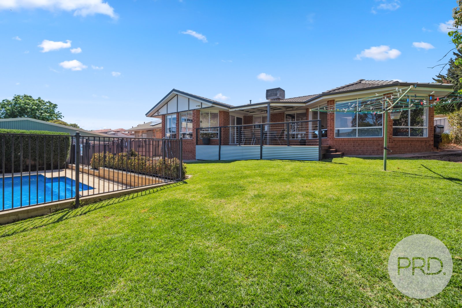 8 Hudson Drive LLOYD 19
