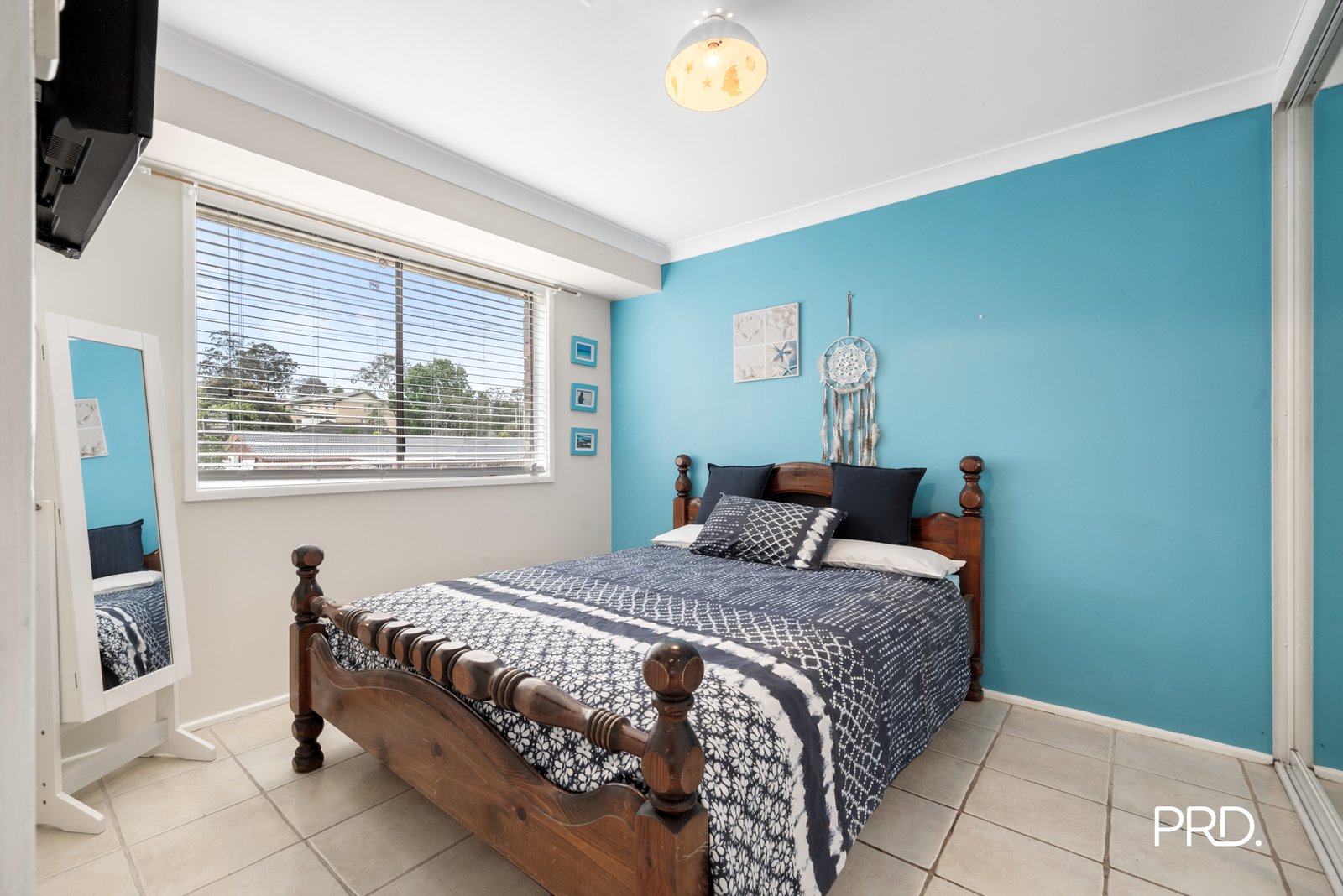 8 Hughes Avenue PENRITH 9