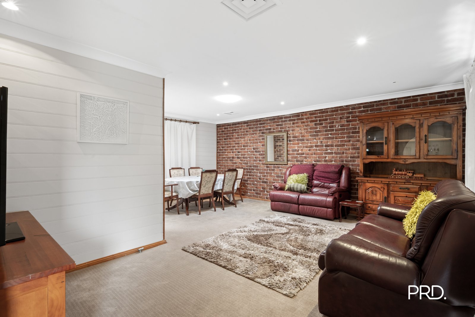 8 Hughes Avenue PENRITH 3