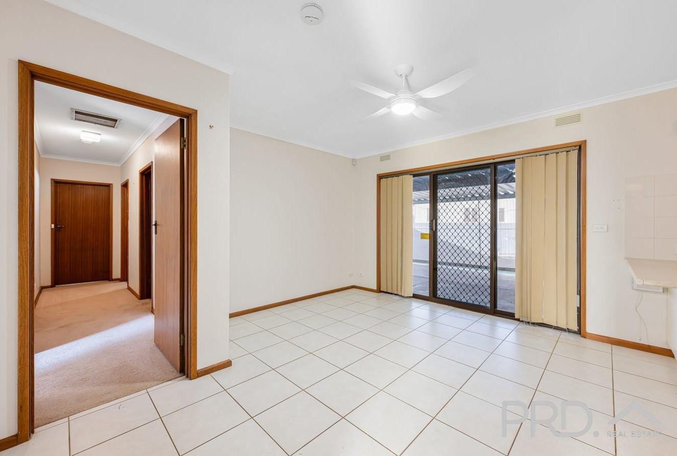 8 Hume Street DARETON 5