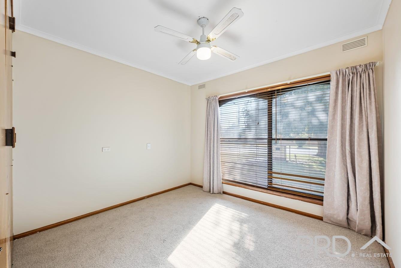 8 Hume Street DARETON 7