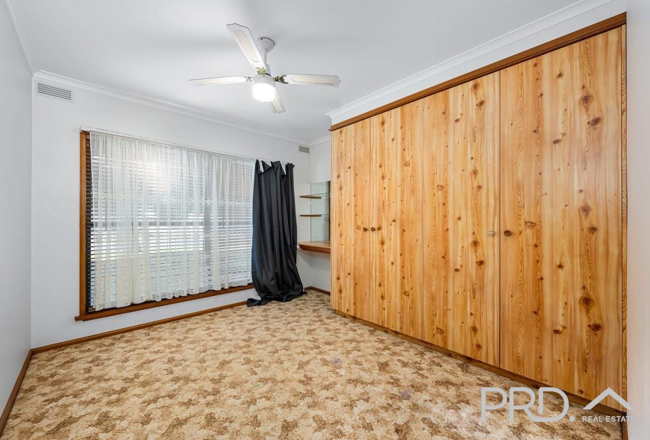 8 Hume Street DARETON 8