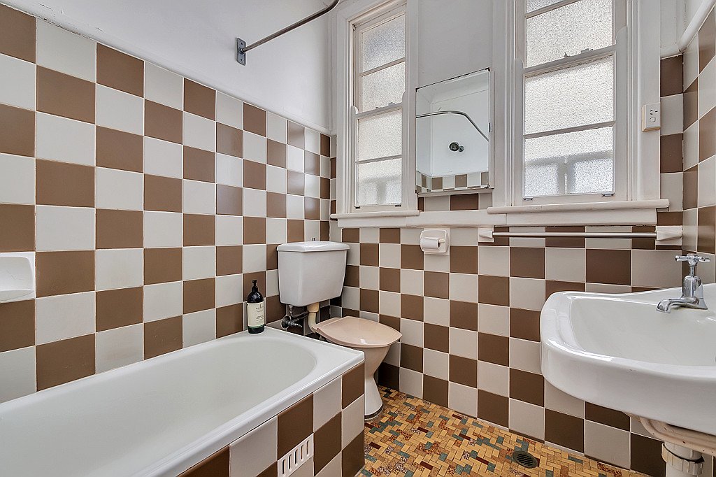 8 Hunter Avenue MATRAVILLE 6