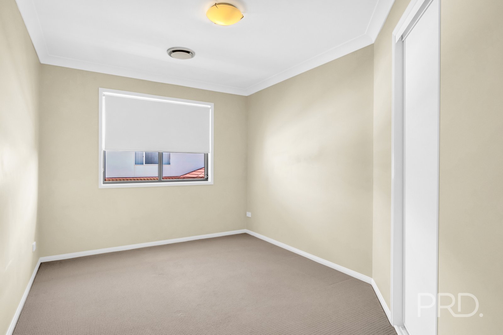 8 HUNTLY Place REDLAND BAY 20
