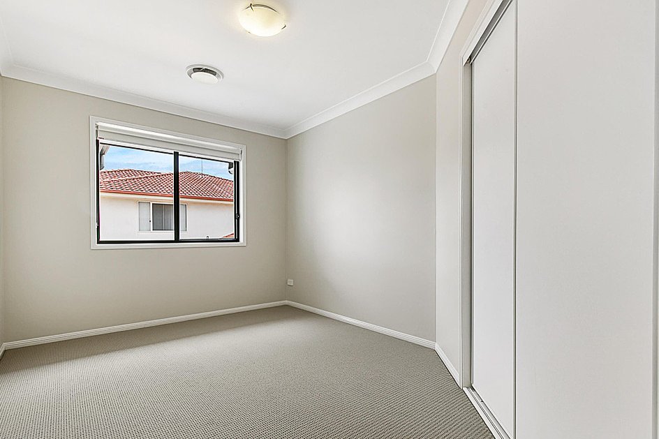 8 HUNTLY Place REDLAND BAY 15