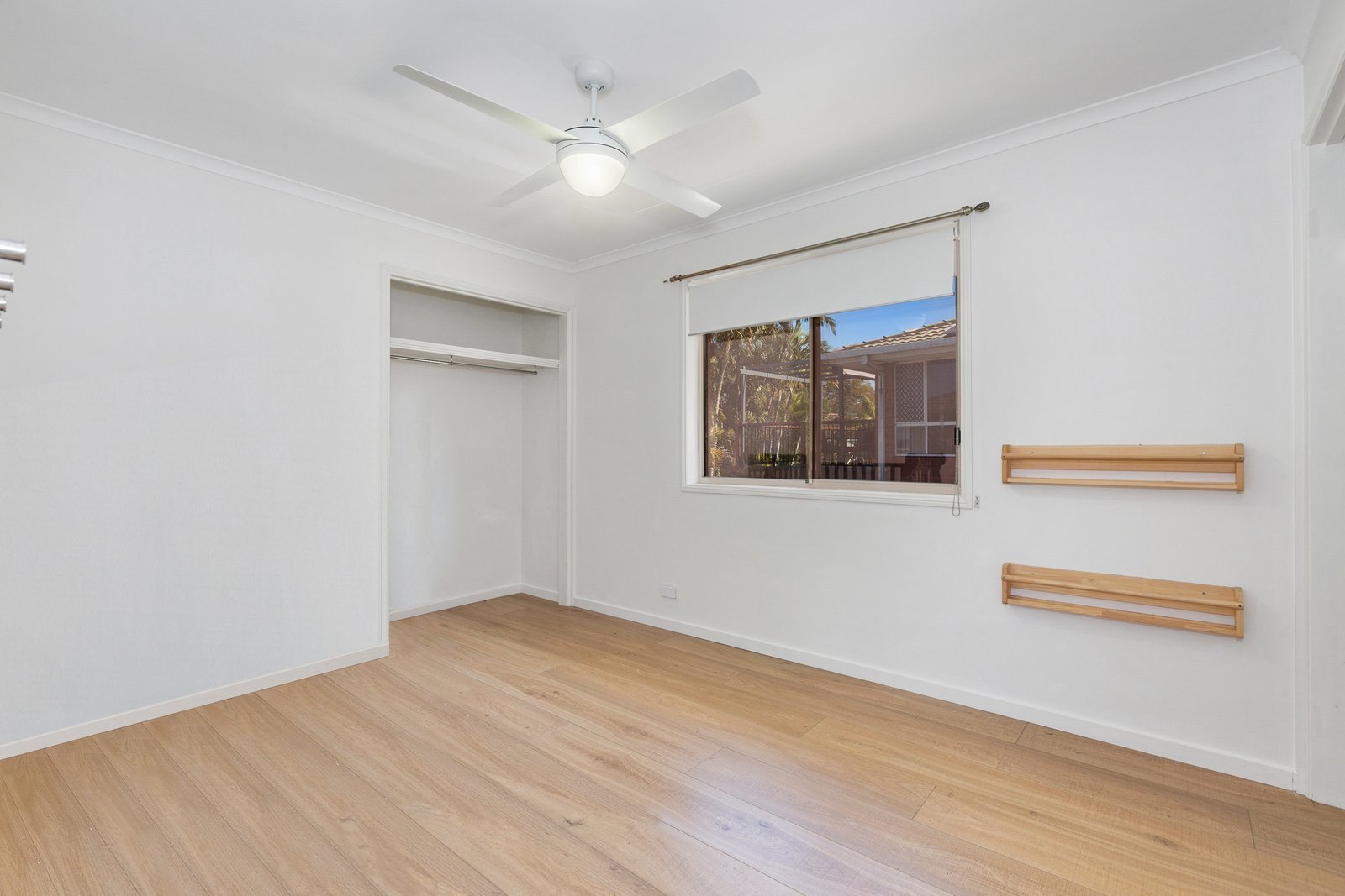 8 Inverness Court BANORA POINT 11