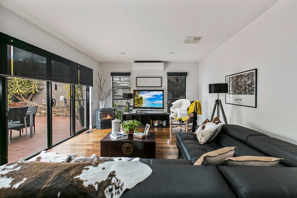 8 Isabella Grove STRATHDALE 4