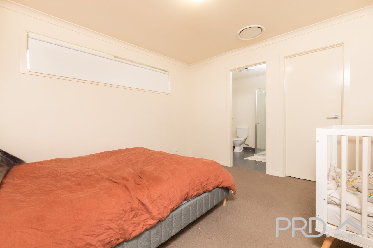 8 Isaiah Way MILDURA 5