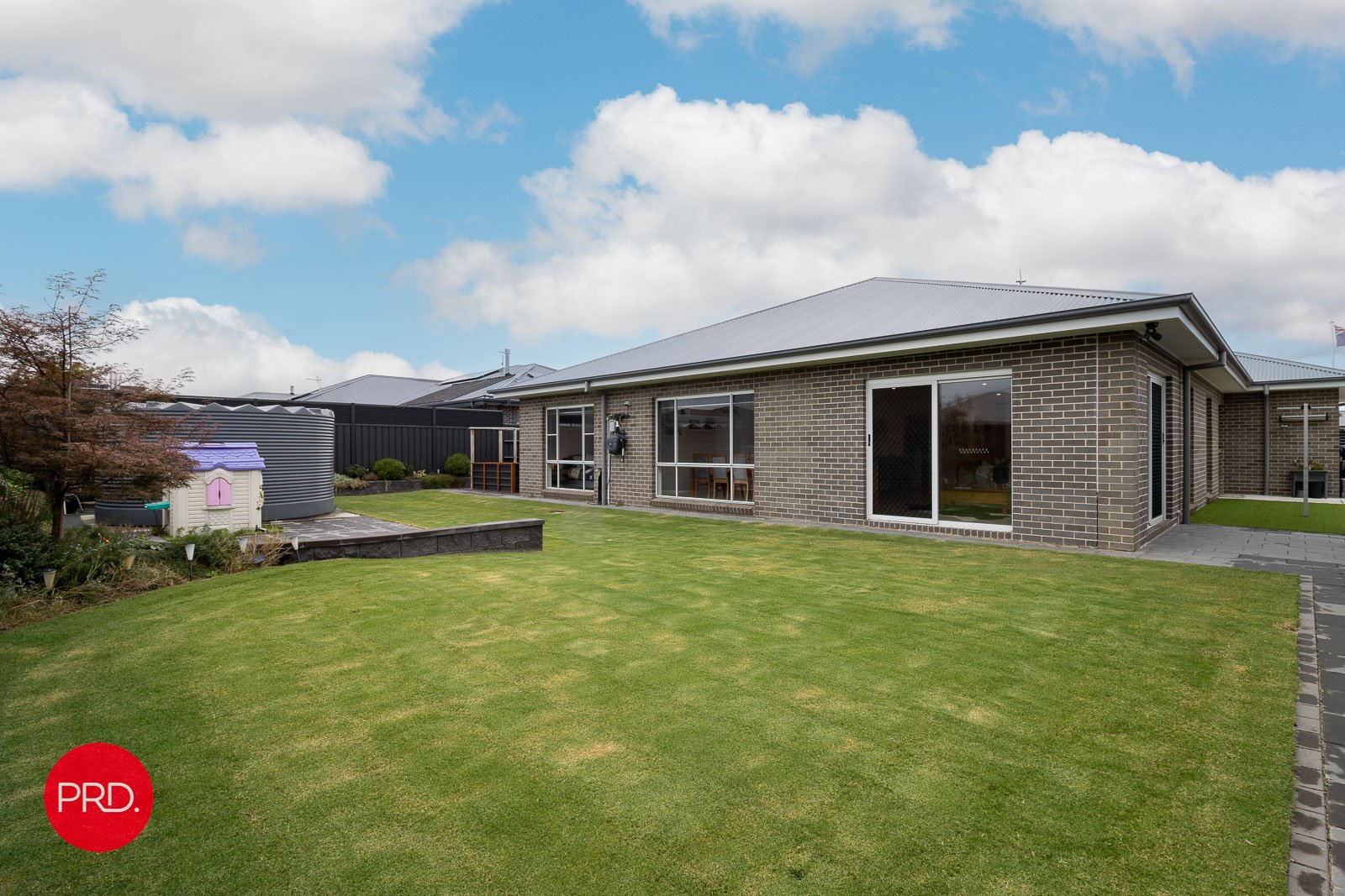 8 Jacombs Street BUNGENDORE 16
