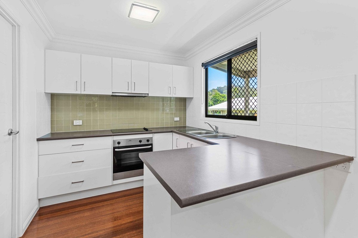 8 Jalinda Court Currumbin Valley 4