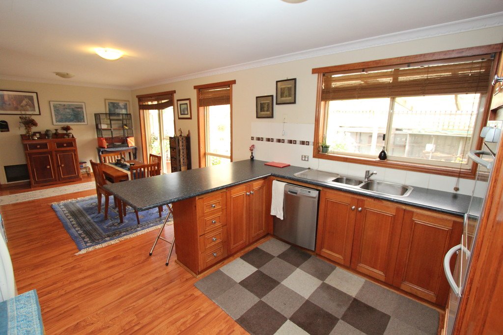 8 James Court MINERS REST 5