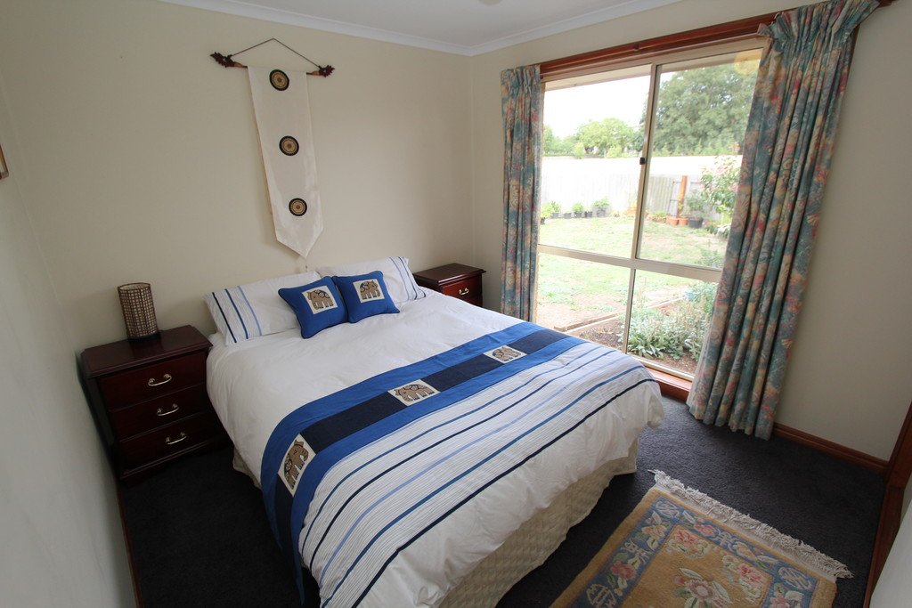 8 James Court MINERS REST 10