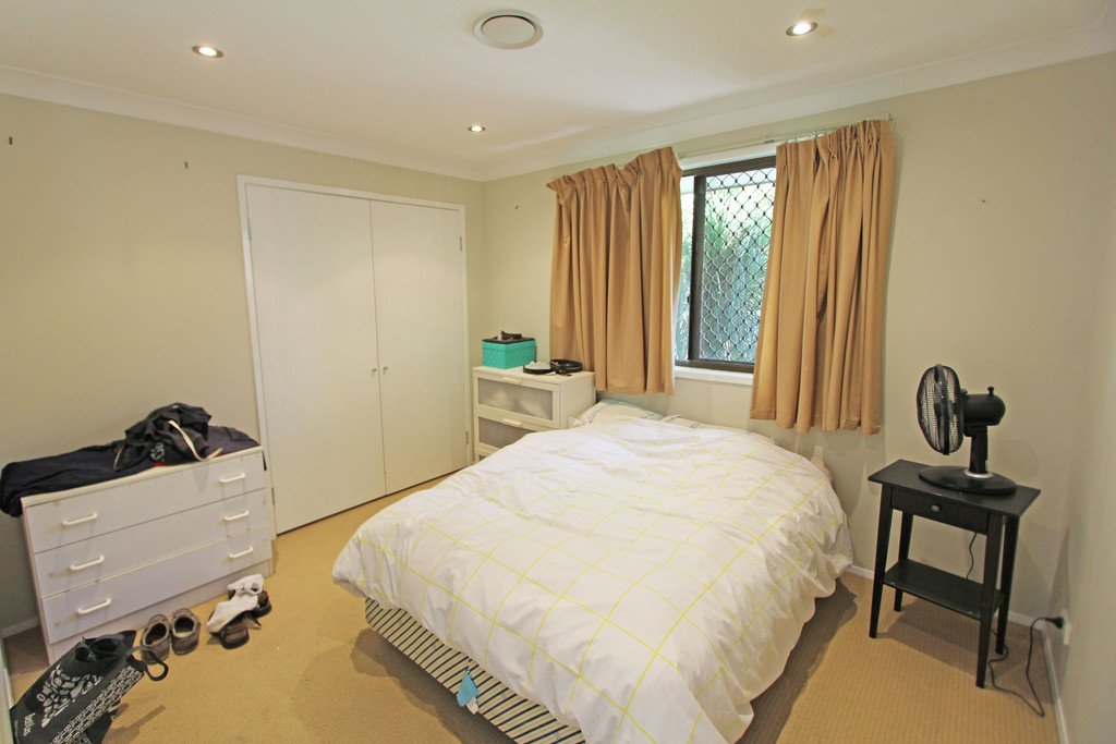 8 Jancoon Court CARRARA 10