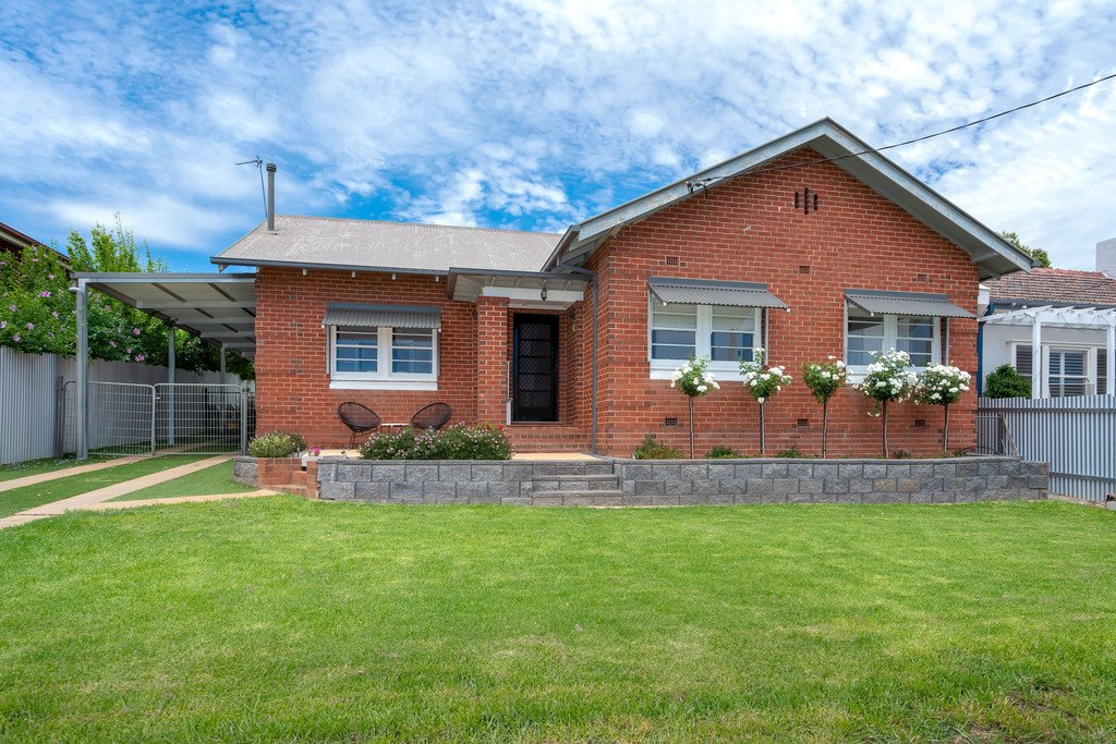 8 Jarick Street TURVEY PARK 1