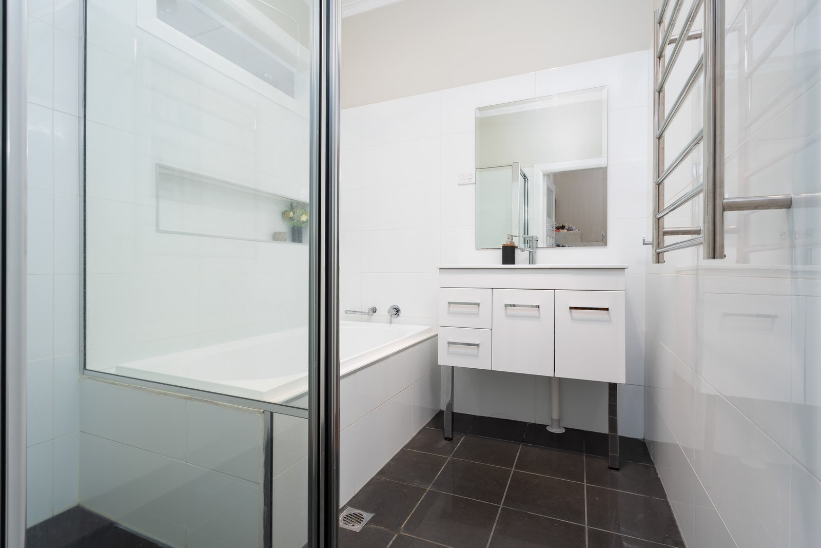 8 Jarick Street TURVEY PARK 7