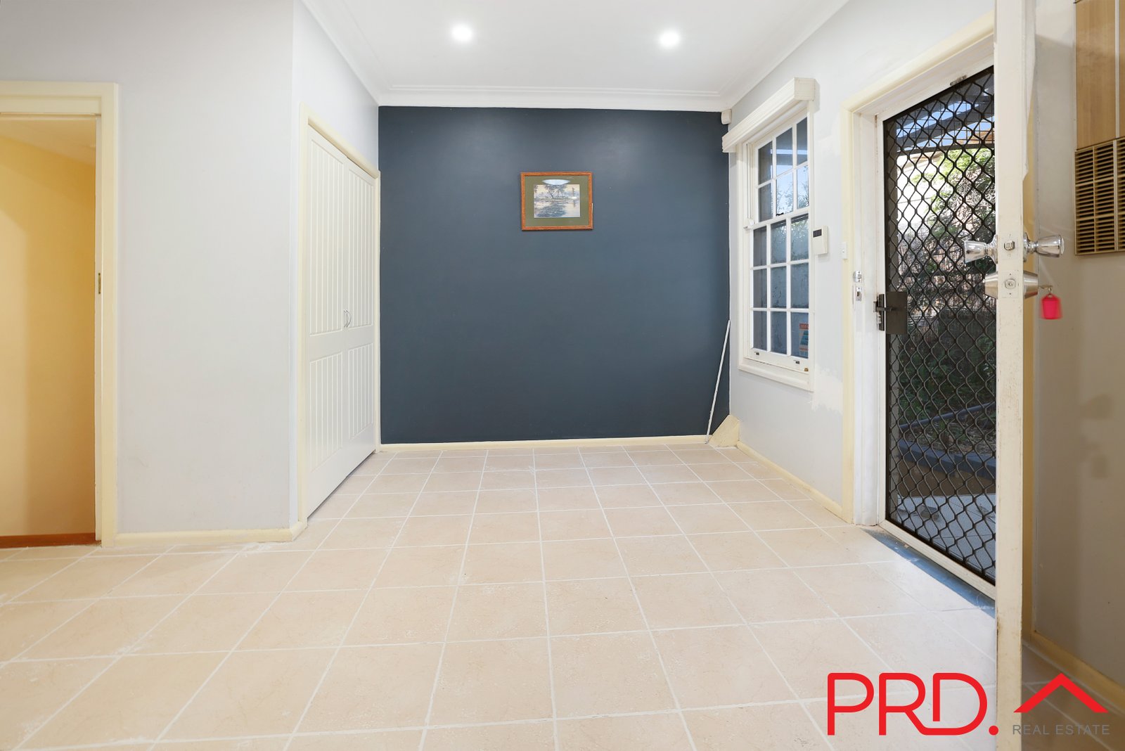 8 Jay Street TAMWORTH 10