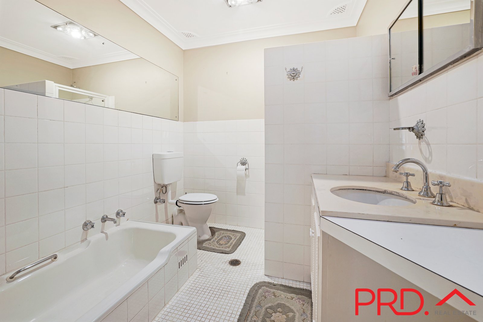 8 Jay Street TAMWORTH 16