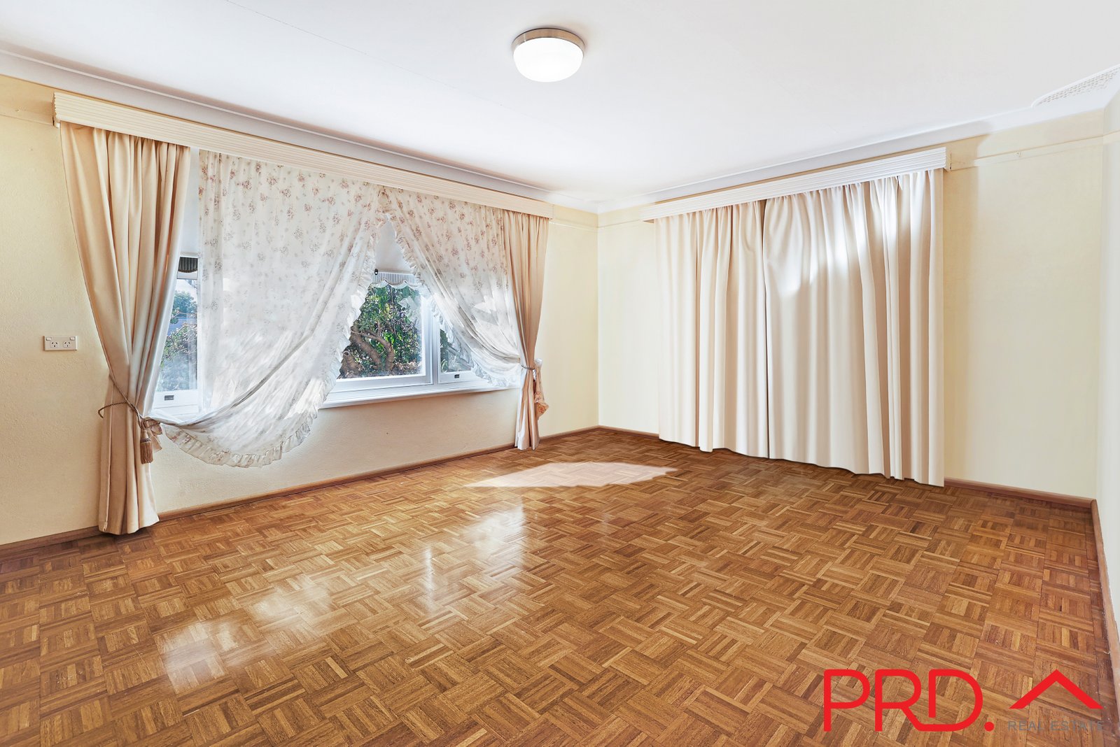 8 Jay Street TAMWORTH 19