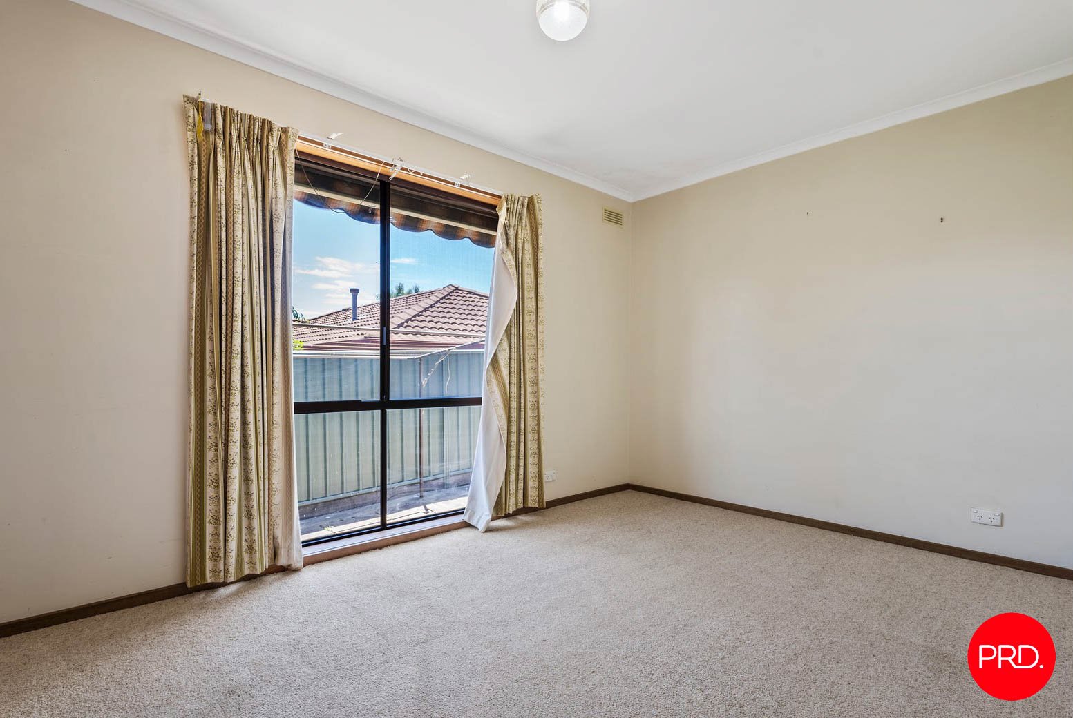 8 Jeffrey Avenue FLORA HILL 5
