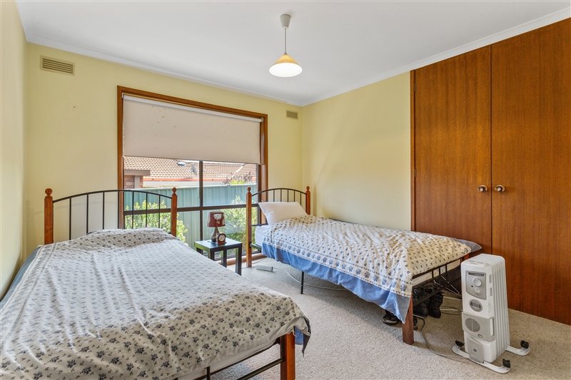 8 Jeffrey Avenue FLORA HILL 5