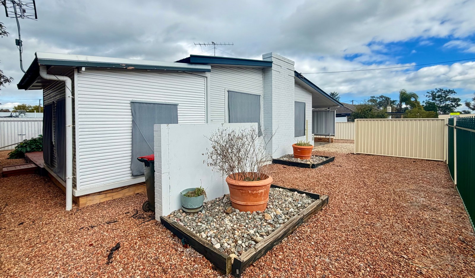 8 Jenkin Street TAMWORTH 1