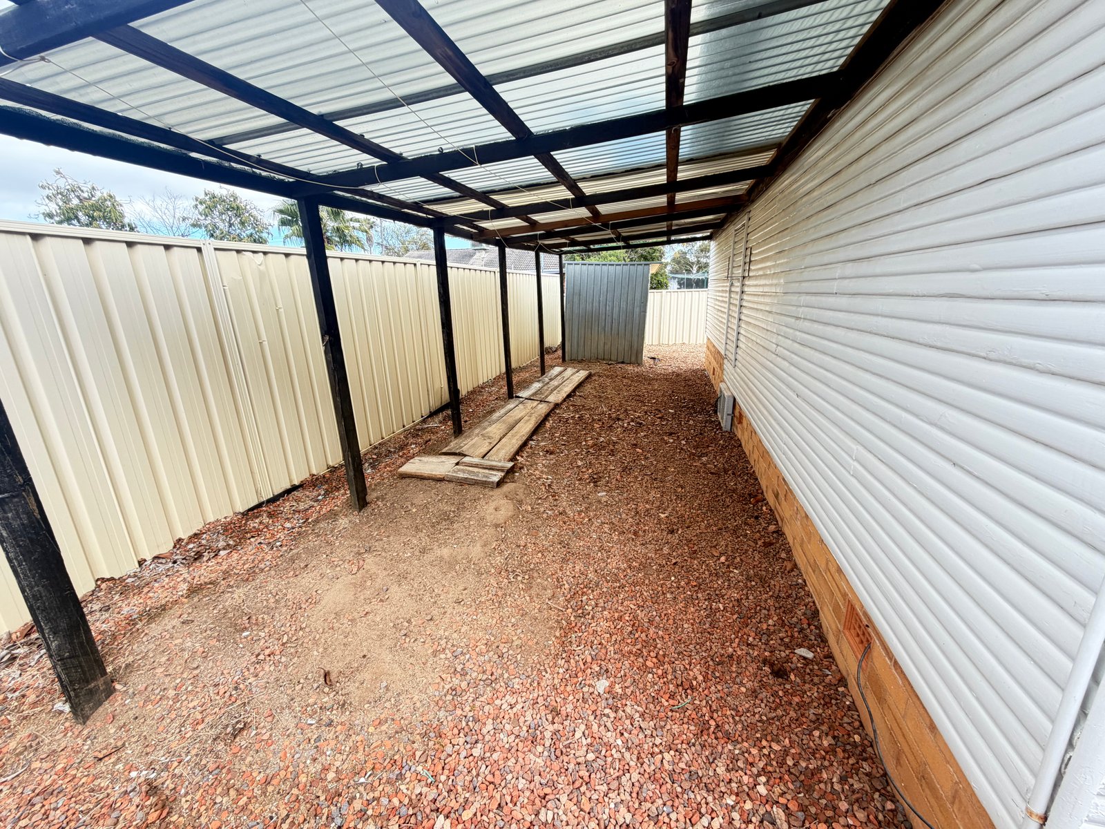 8 Jenkin Street TAMWORTH 14