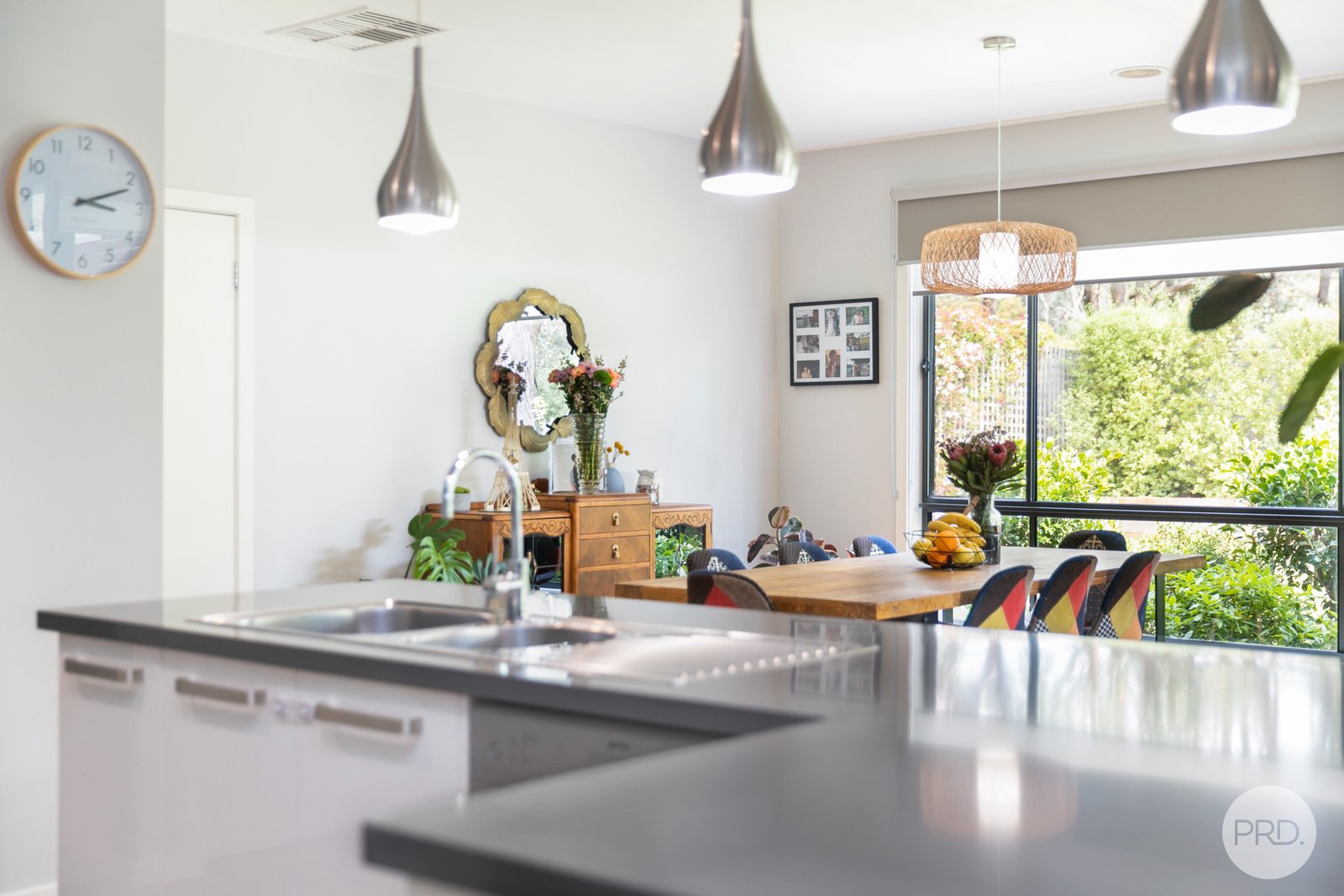 8 Jenola Court CANADIAN 9