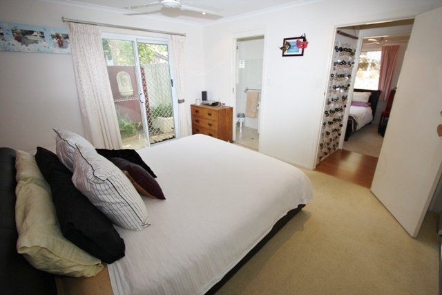 8 Jilpangi Crescent ASHMORE 8