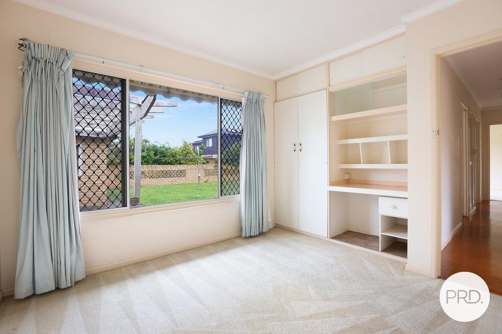 8 Jippi Avenue SOUTHPORT 6