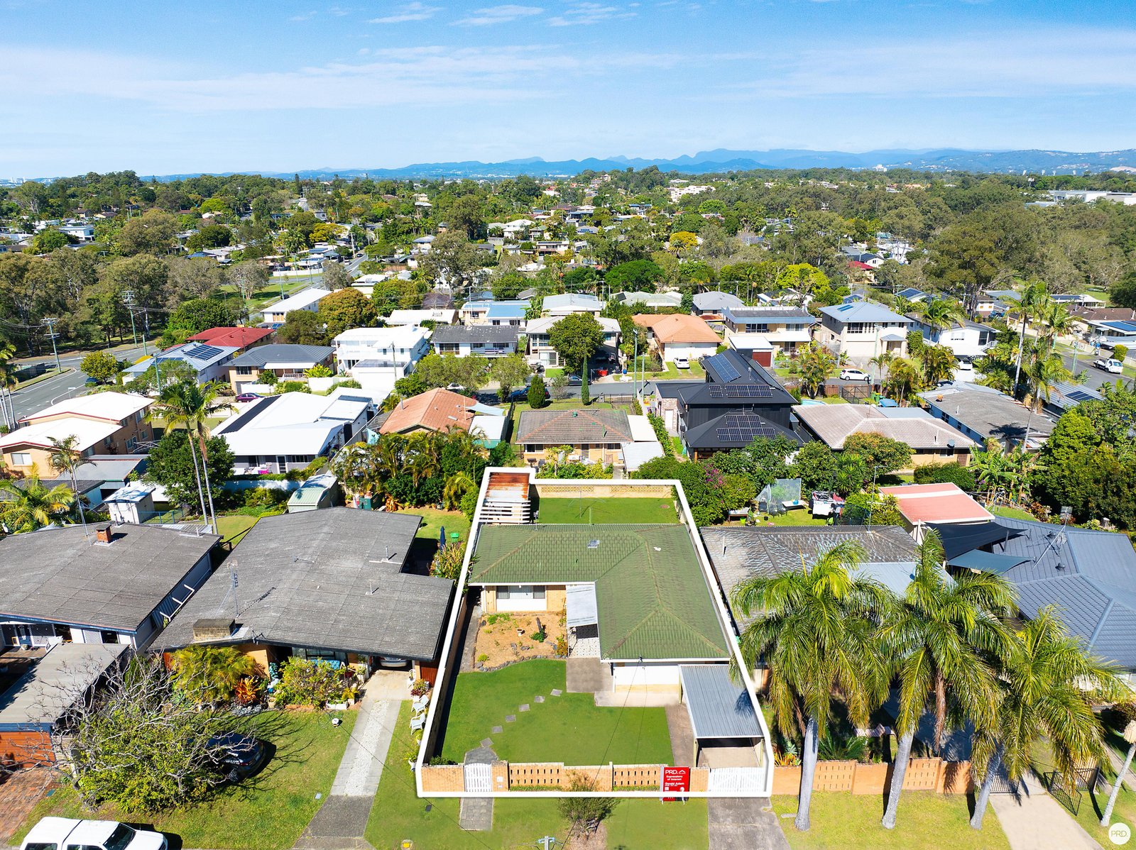 8 Jippi Avenue SOUTHPORT 10