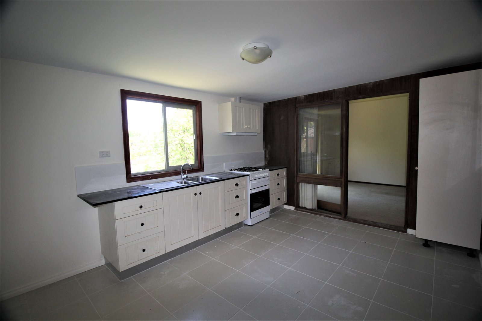 Gallery: 8 Joanna Court