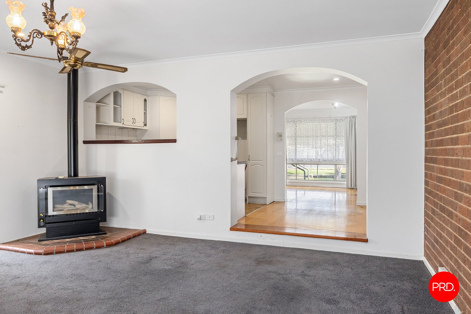 8 John Street KANGAROO FLAT 3