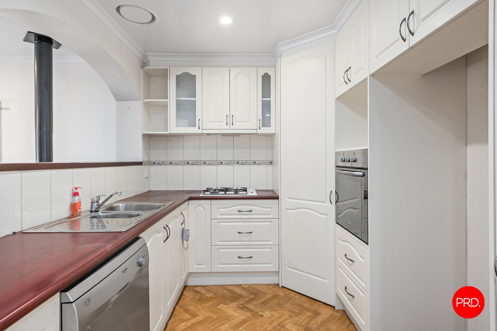 8 John Street KANGAROO FLAT 6