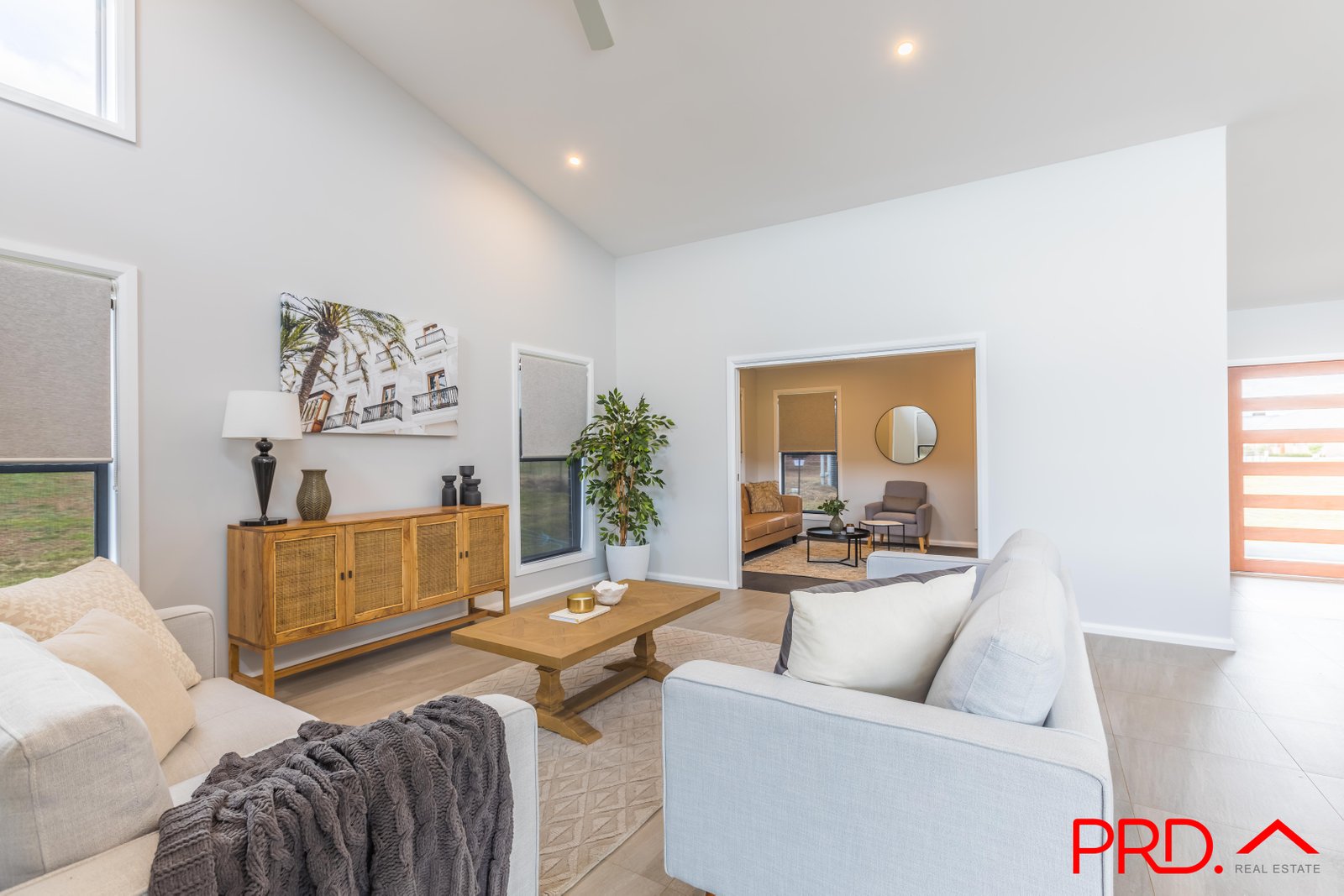 8 Jubata Drive TAMWORTH 8