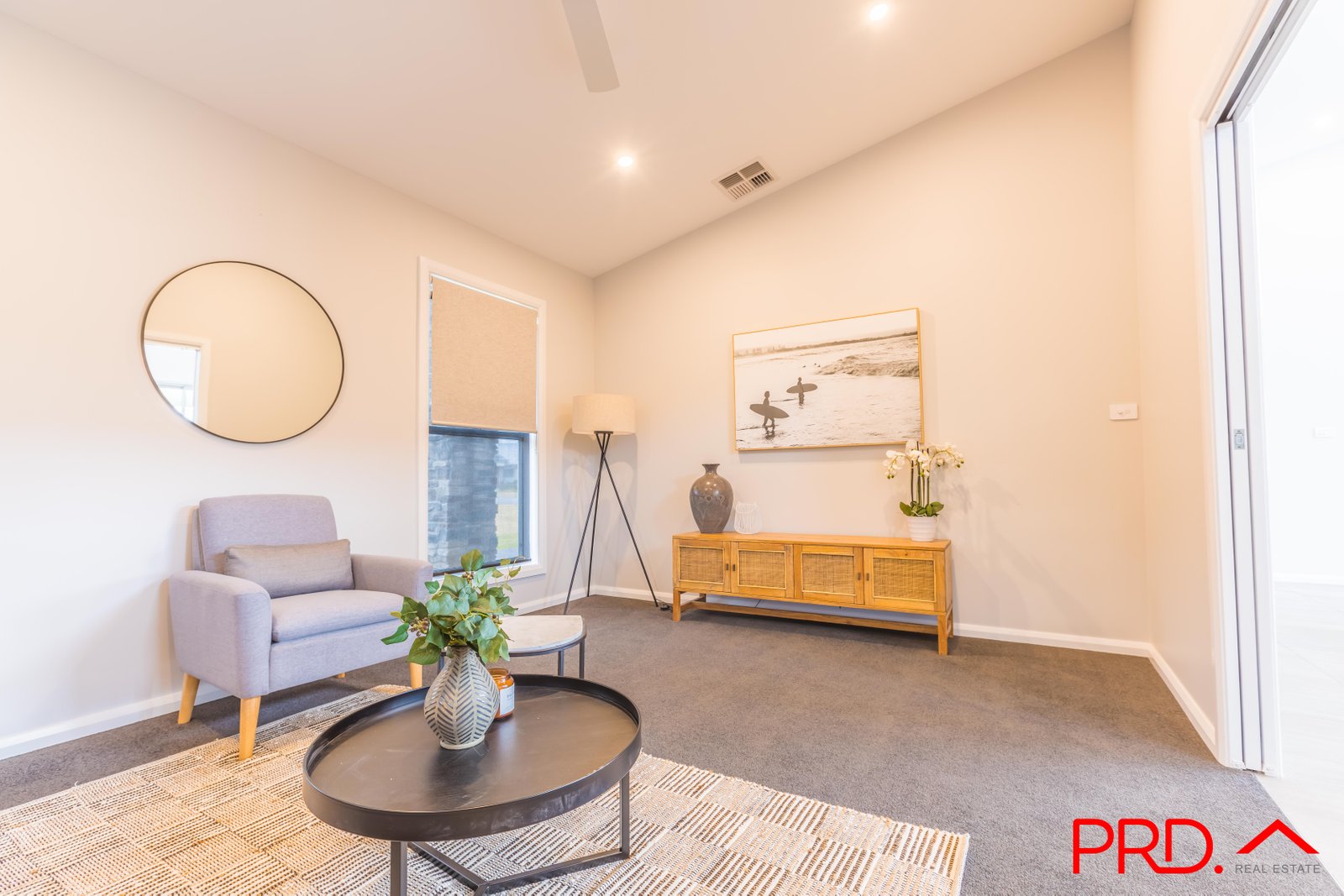 8 Jubata Drive TAMWORTH 10