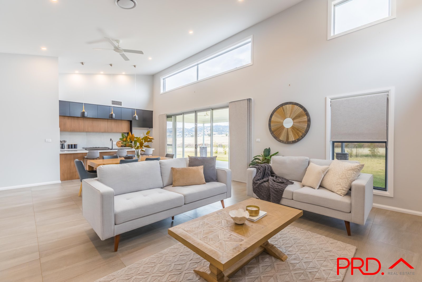 8 Jubata Drive TAMWORTH 12