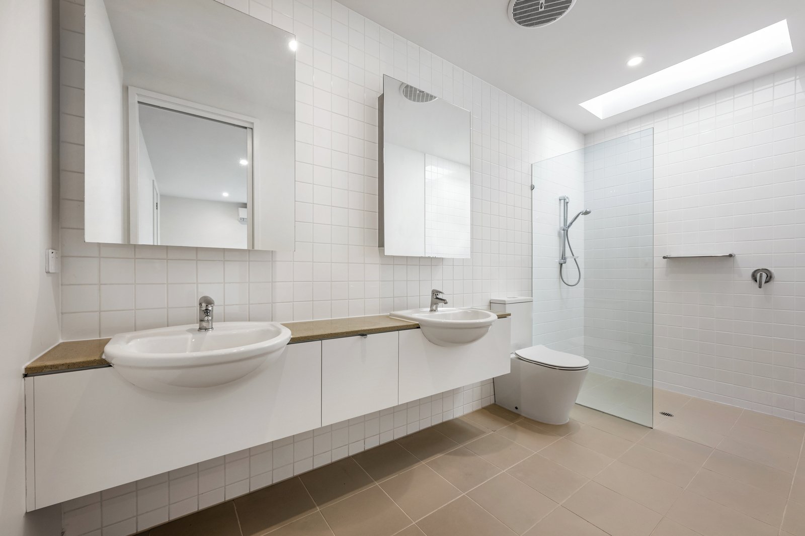 8 Kaikoura Avenue, Hawthorn East, 3123