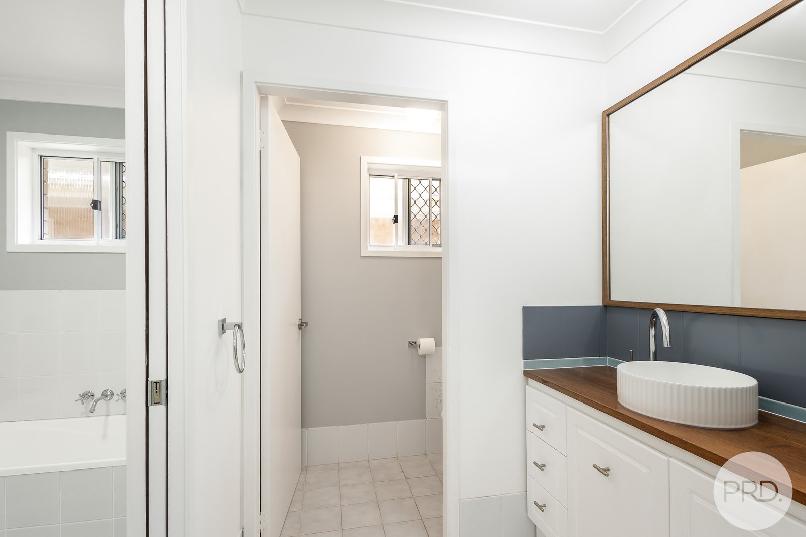 8 Kanimbla Drive SALAMANDER BAY 11