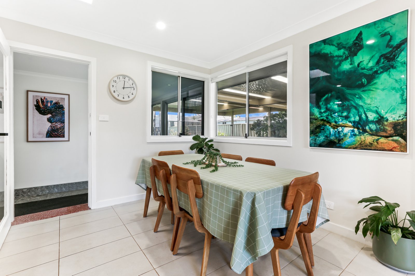 8 Kapooka Avenue DAPTO 4