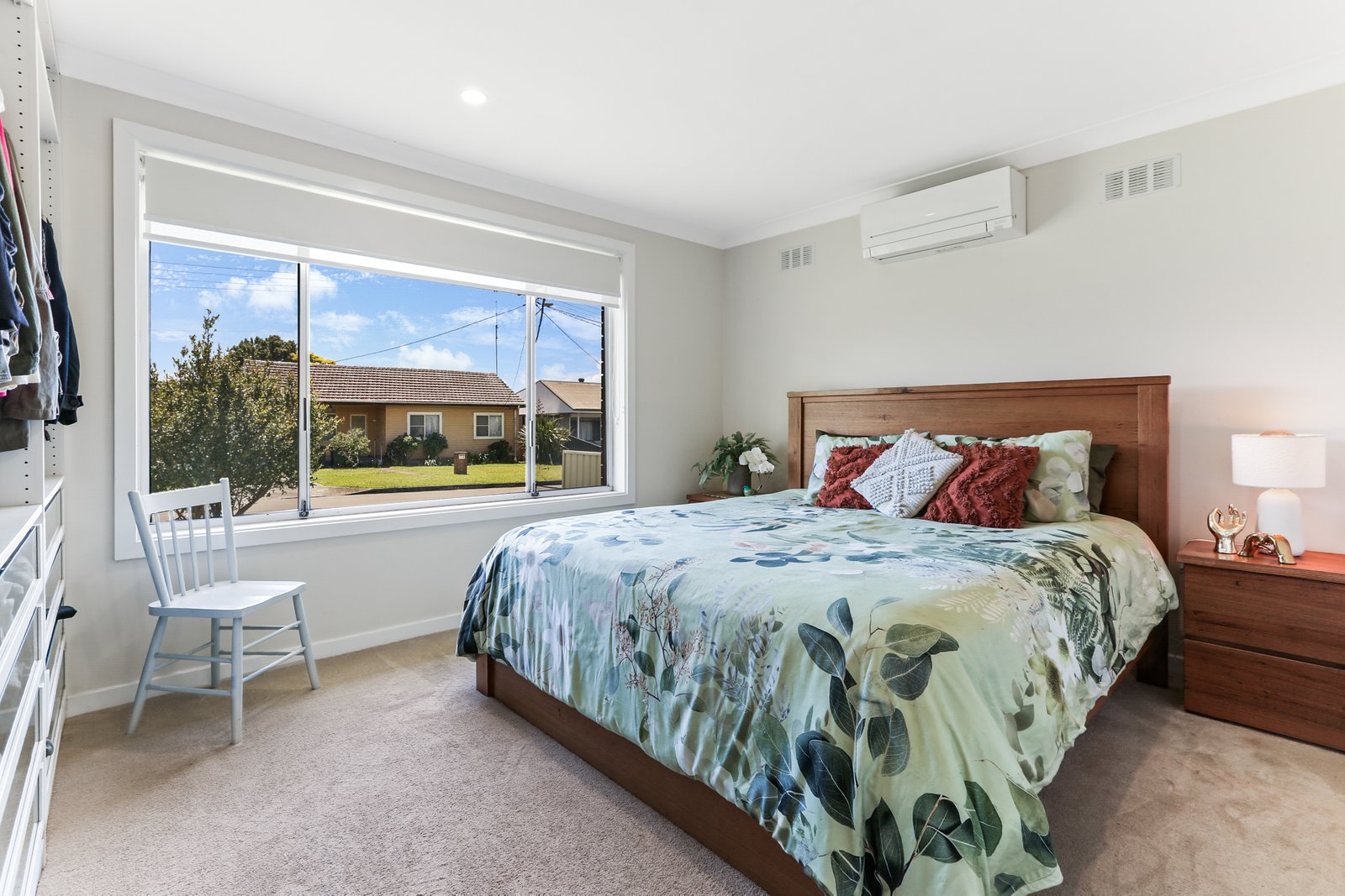 8 Kapooka Avenue DAPTO 5