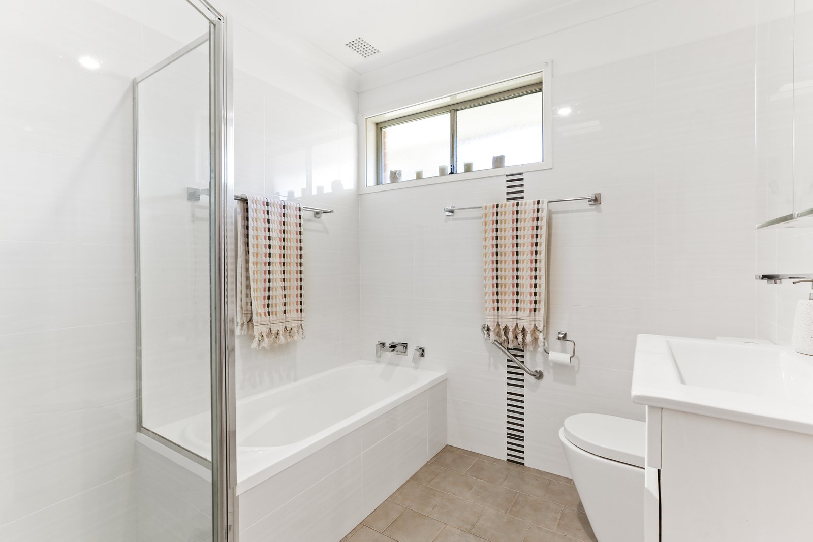 8 Kapooka Avenue DAPTO 6