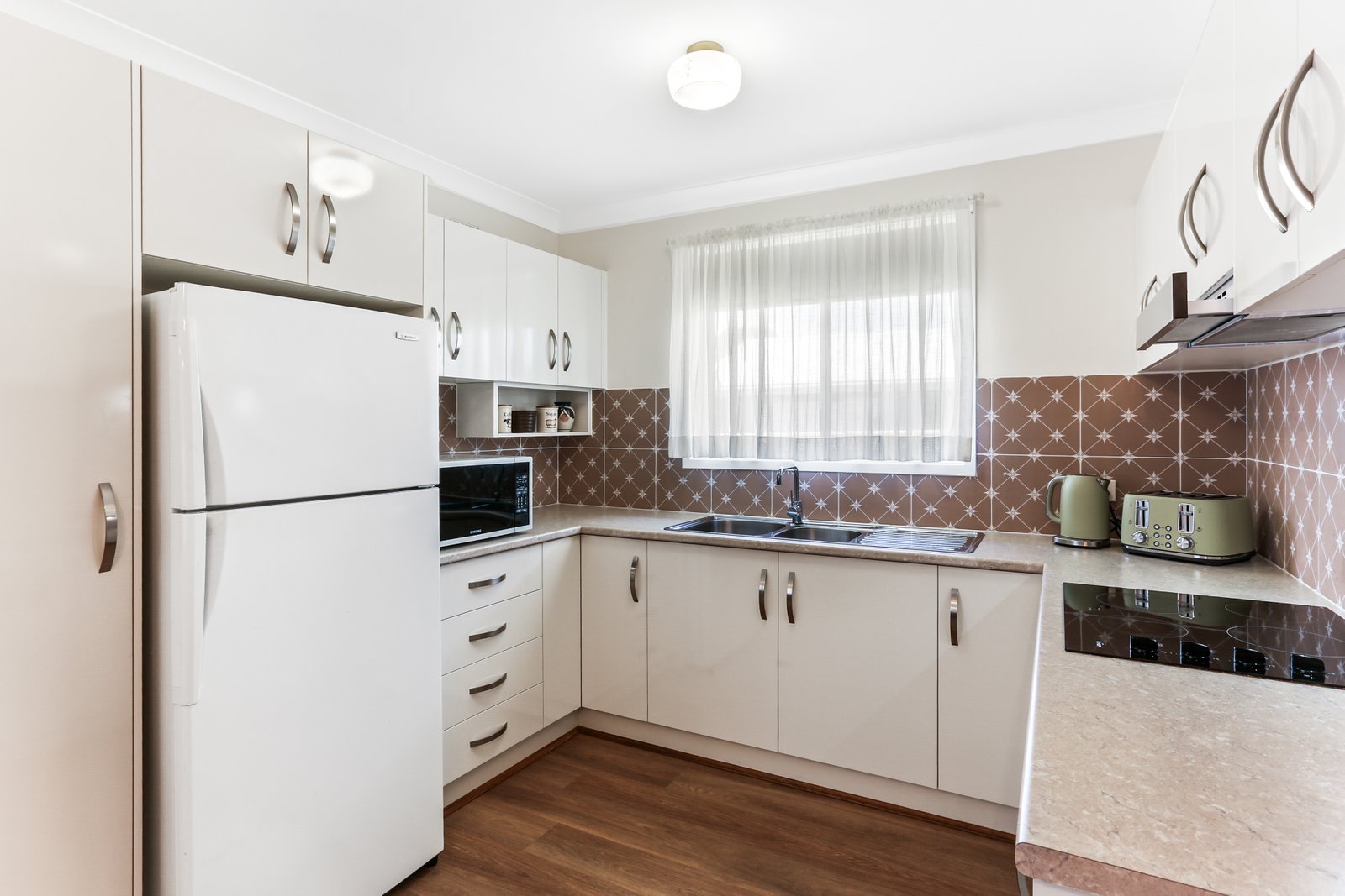 8 Kapooka Avenue DAPTO 9