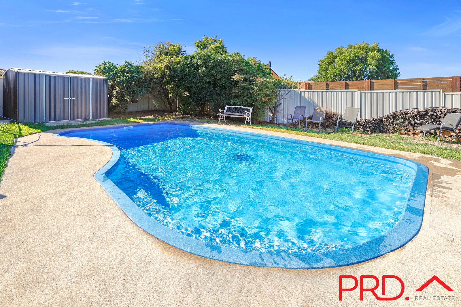 8 Karradji Court TAMWORTH 2