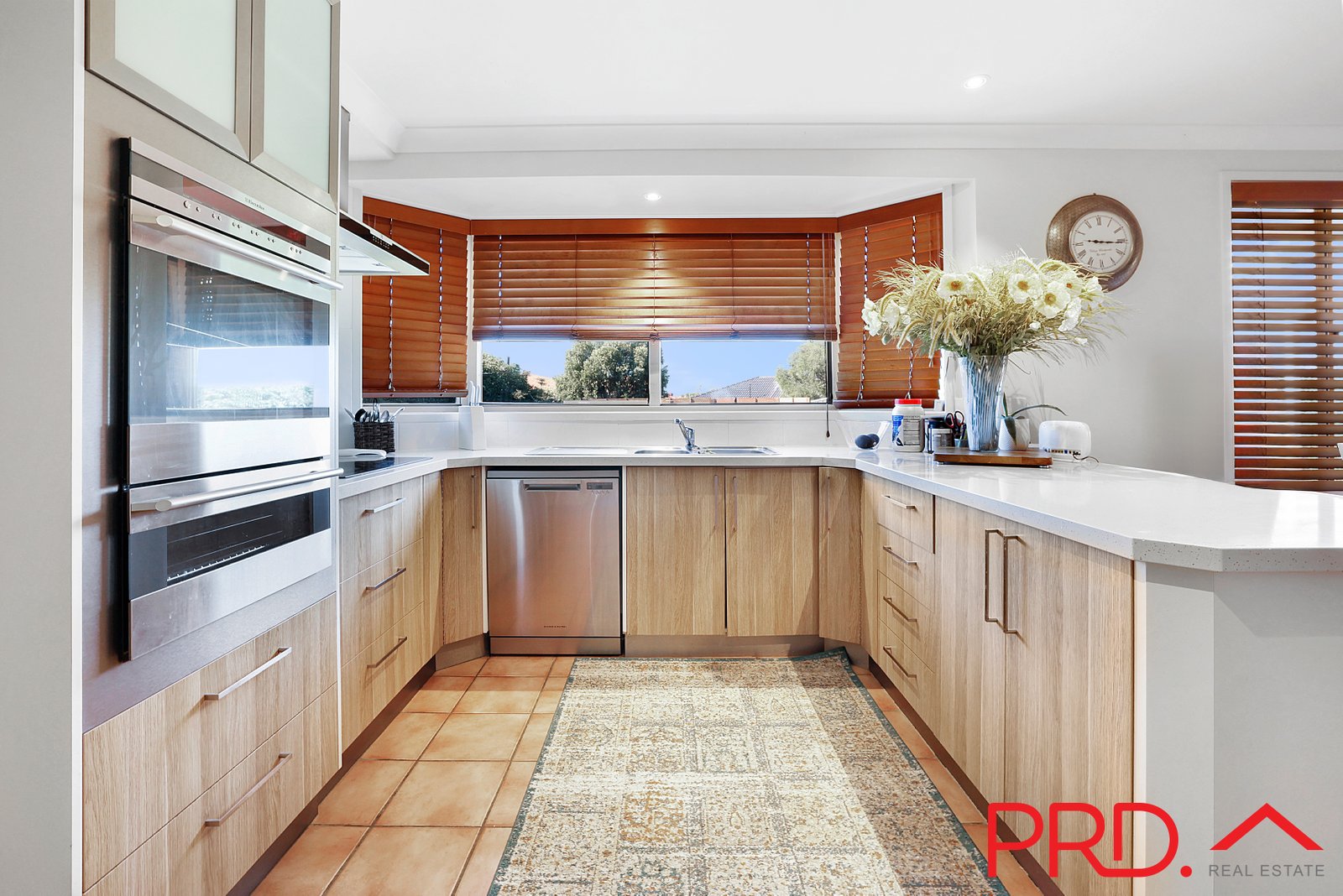 8 Karradji Court TAMWORTH 3