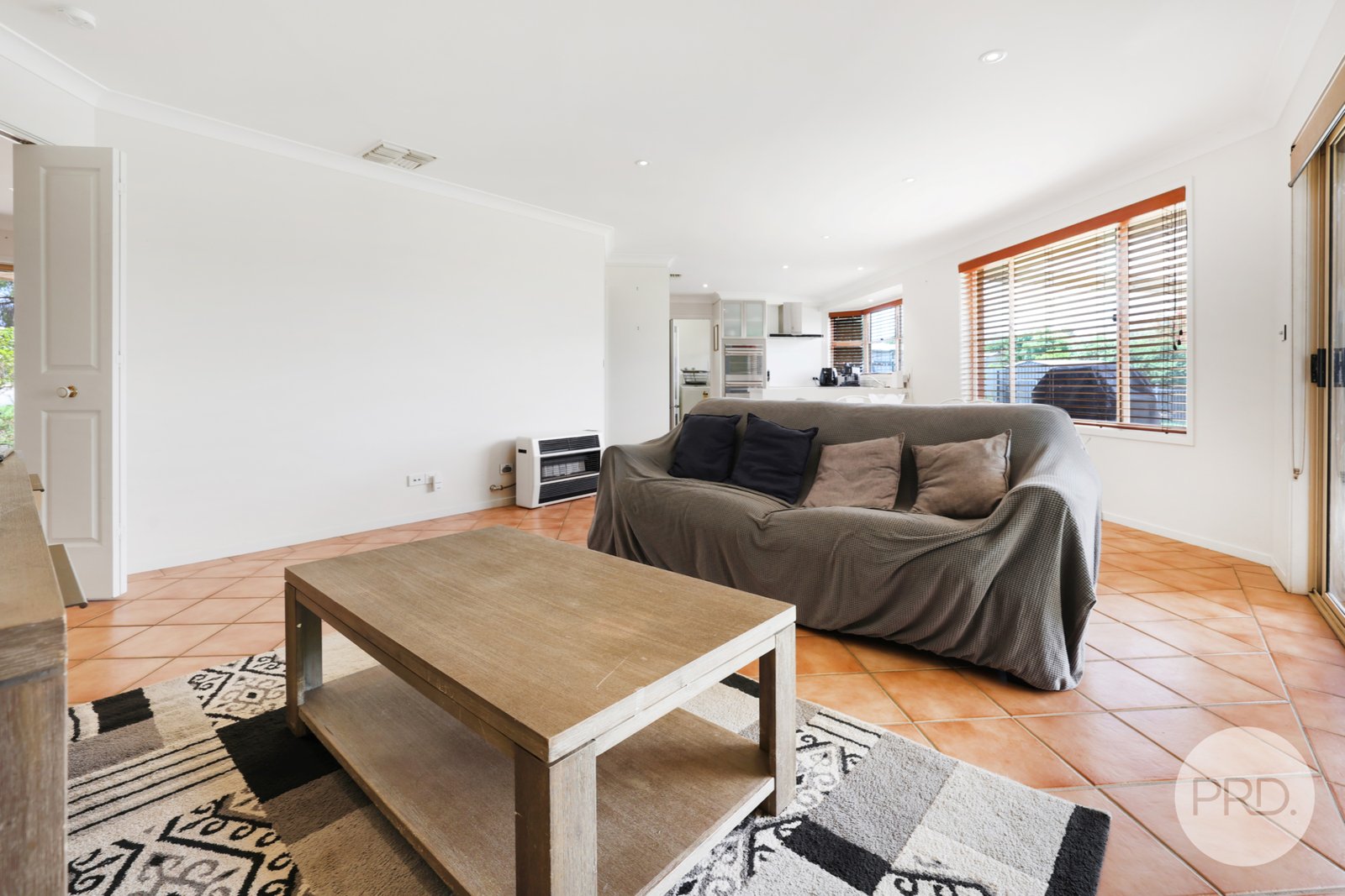 8 Karradji Court TAMWORTH 7